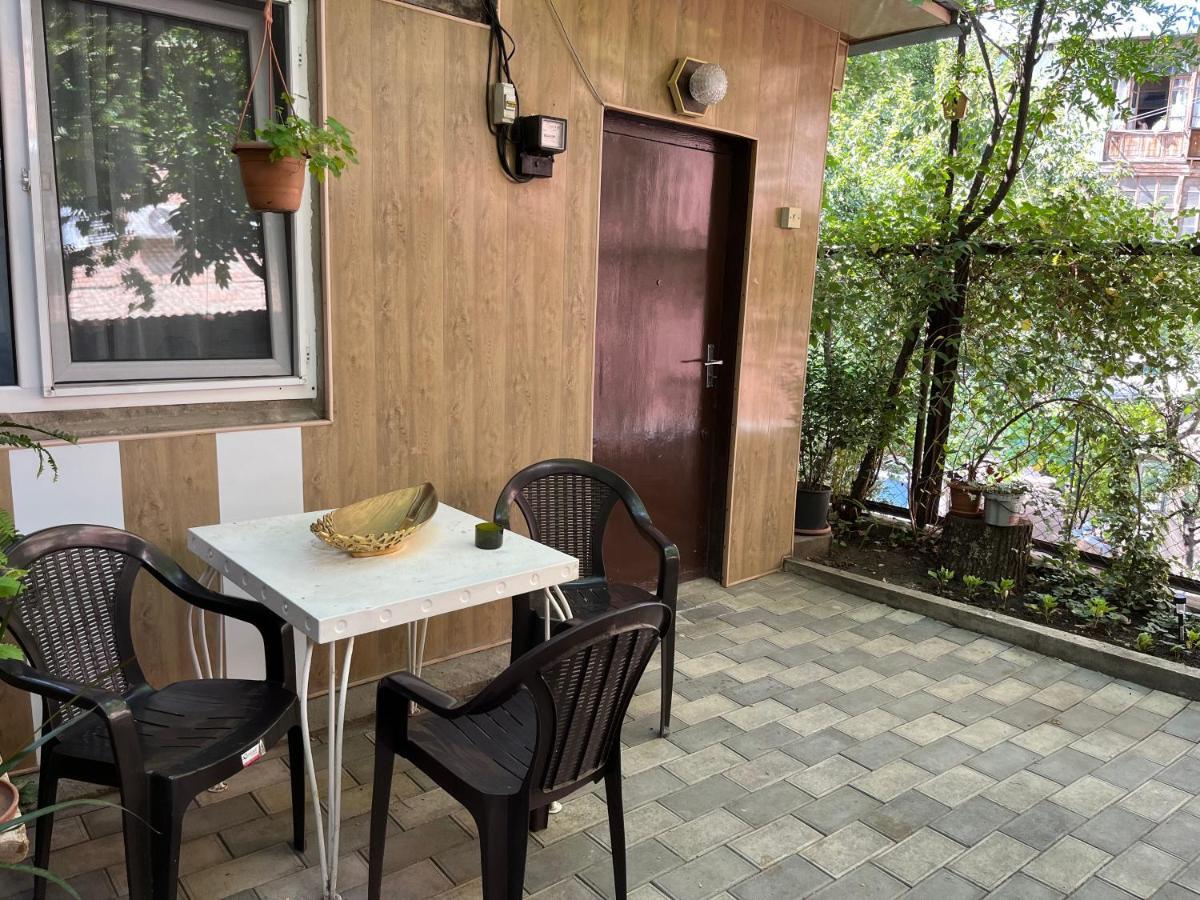 Cortile Apartment Tbilisi Ngoại thất bức ảnh